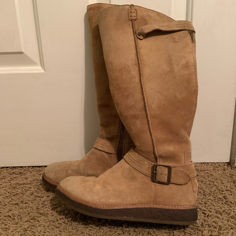 UGG chestnut gellar boots size 5